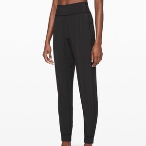 Lululemon Sun Setter Jogger